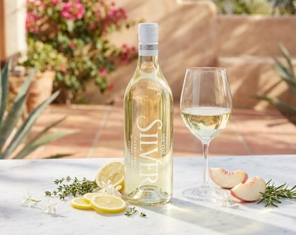 Vinos Blancos para Primavera: Frescura y Elegancia en Cada Copa