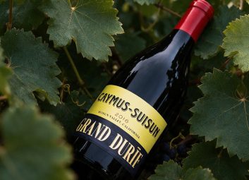 Caymus Petite Sirah: El Gigante Oculto de Suisun Valley